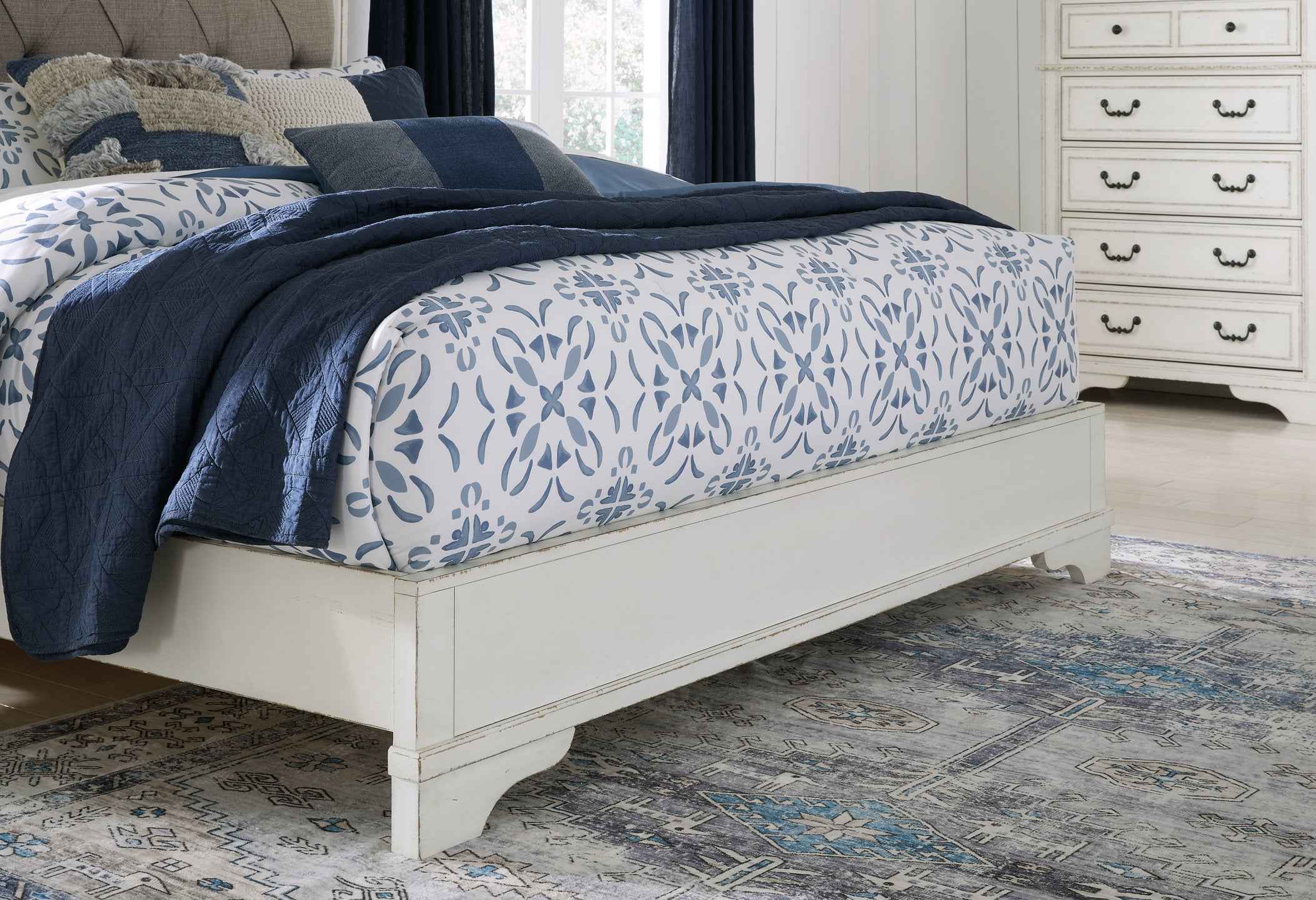 Blendon Queen Upholstered Bed