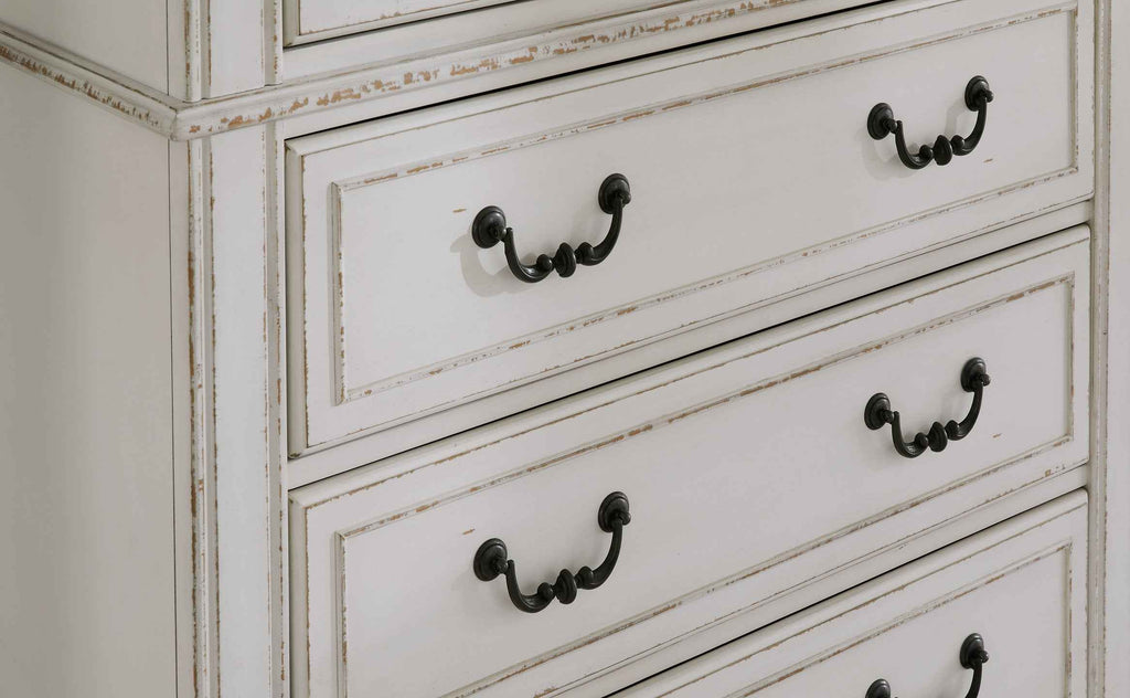 Blendon Chest of Drawers