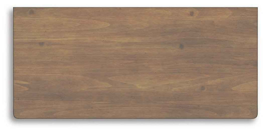 Feddinger Chest of Drawers