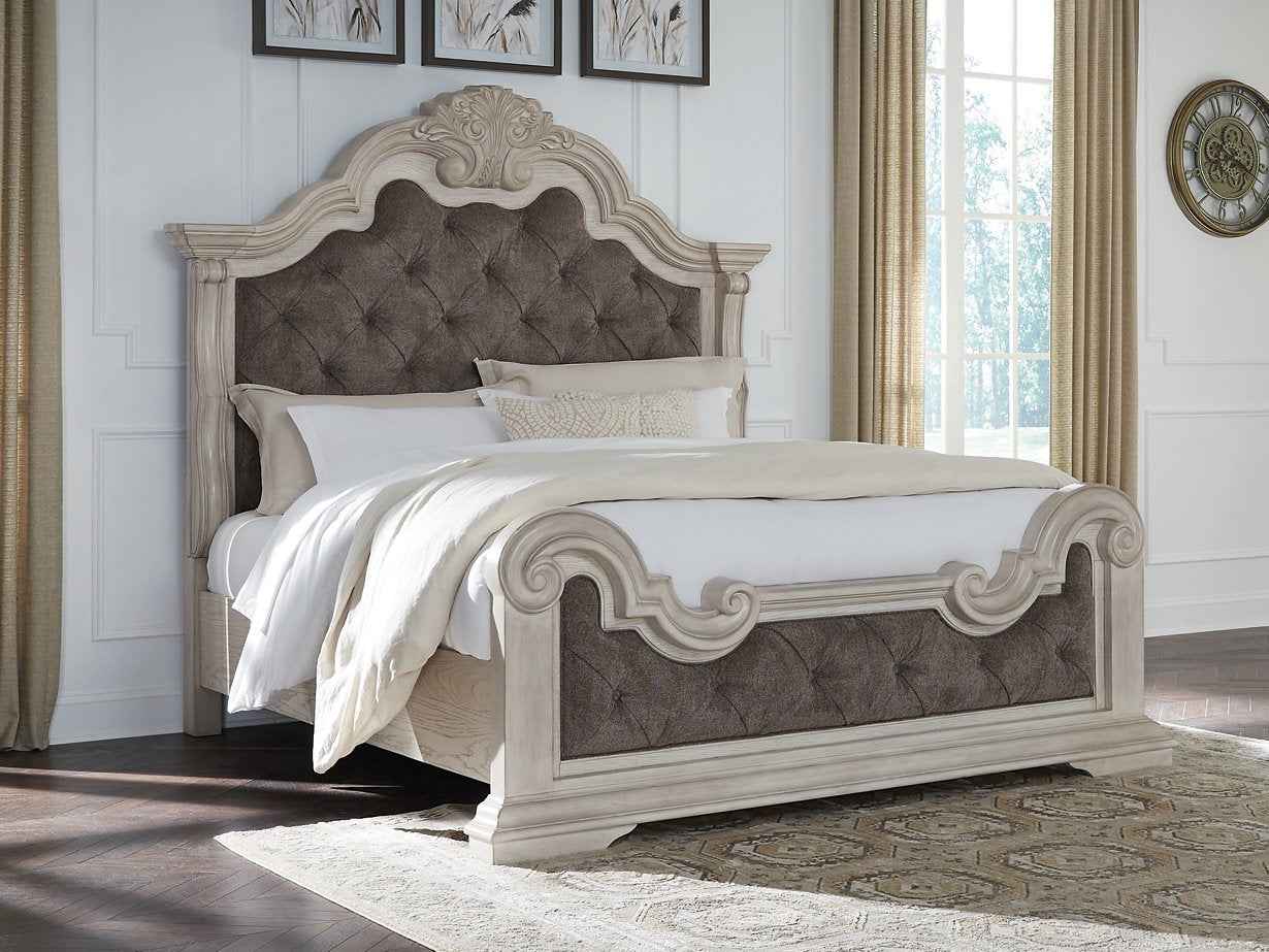 Bruchandi Bedroom Set