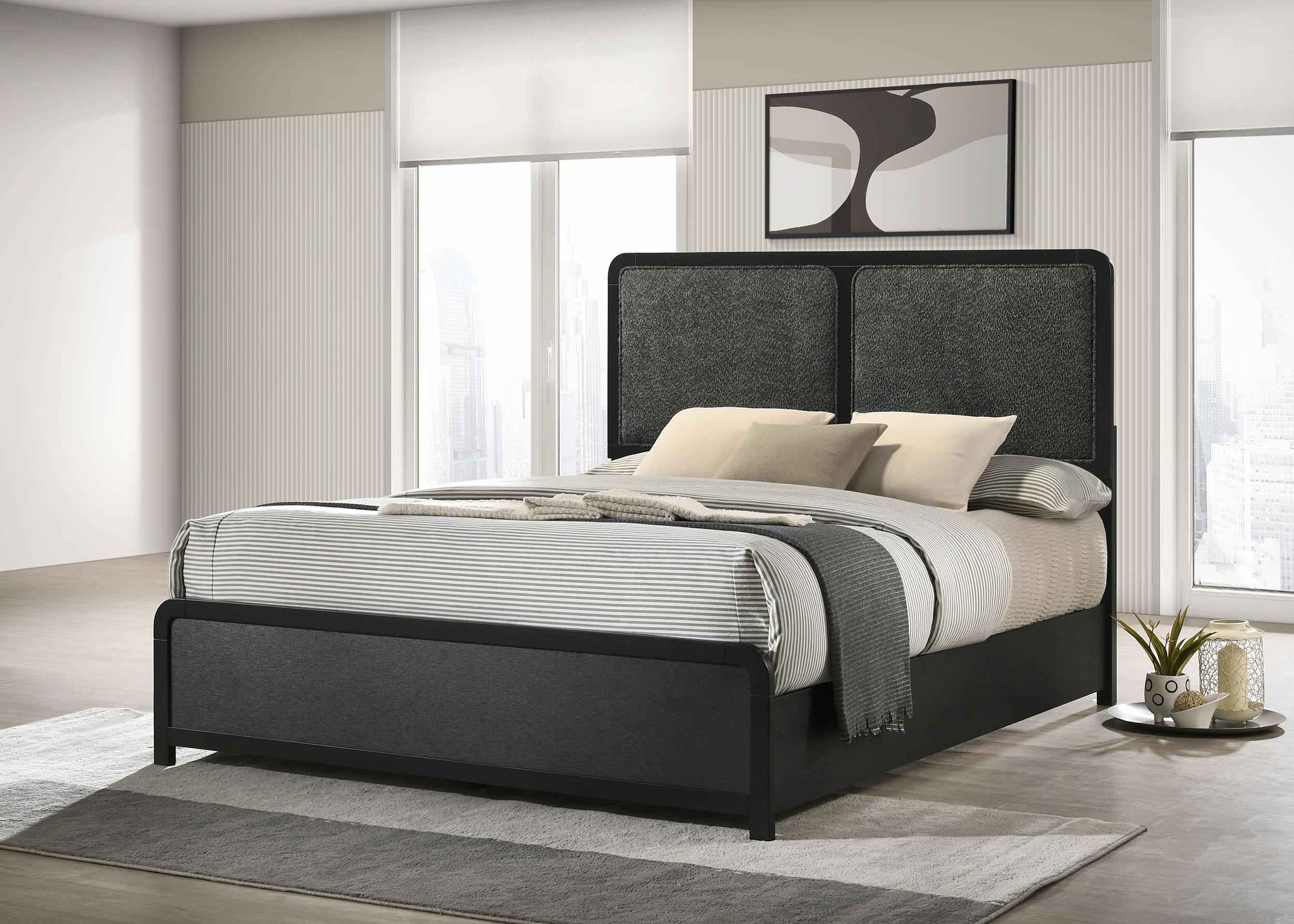 Cavelle Panel Bed