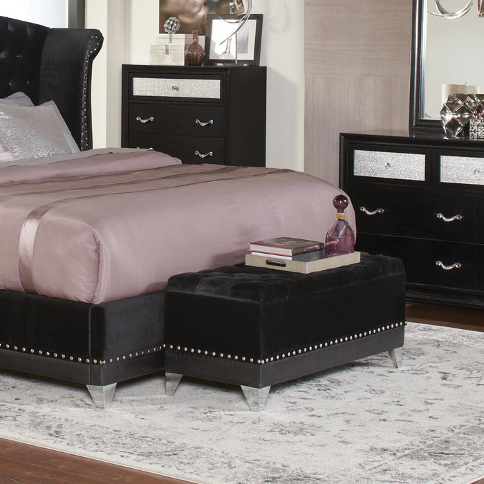 Barzini Tufted Rectangular Trunk with Nailhead Black - VIP FURNITURE (NJ)