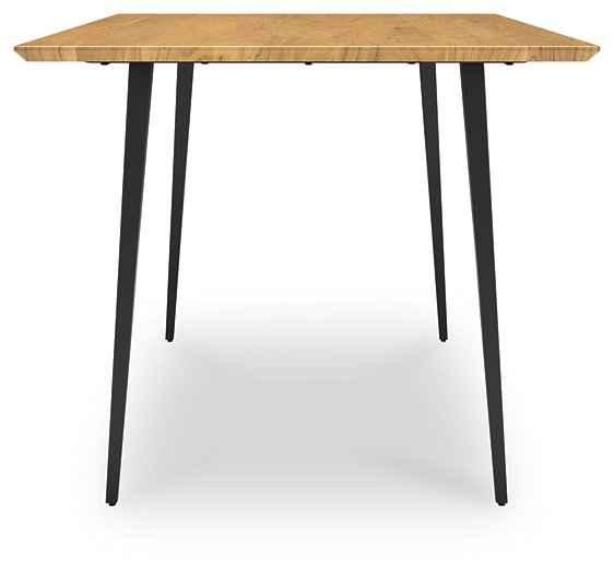 Gretlynn Dining Table