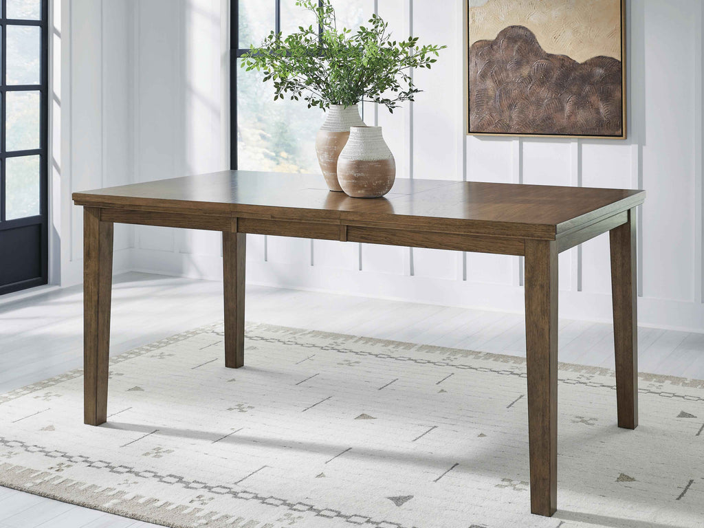 Urbinforte Dinning Room Set