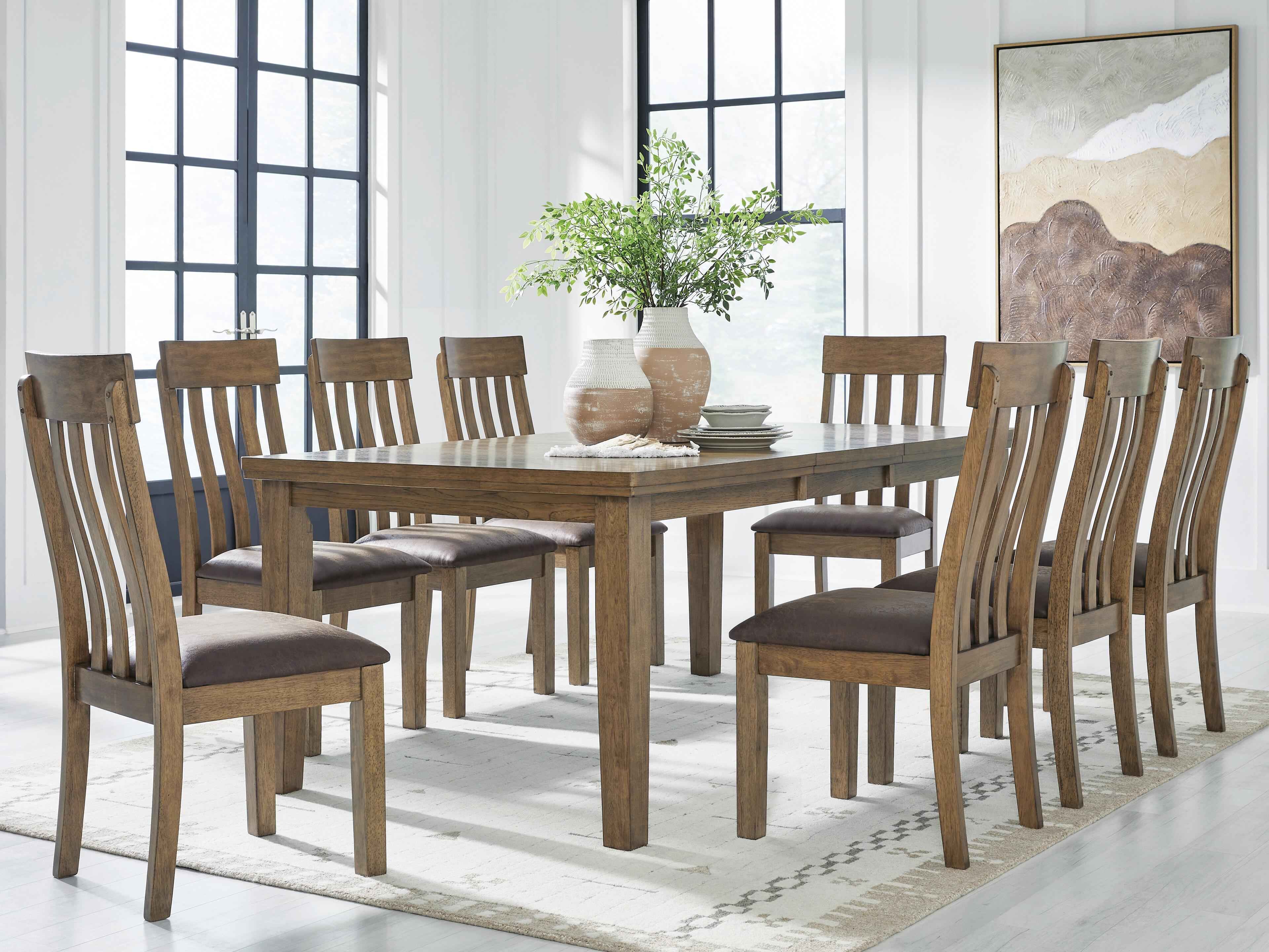 Urbinforte Dinning Room Set