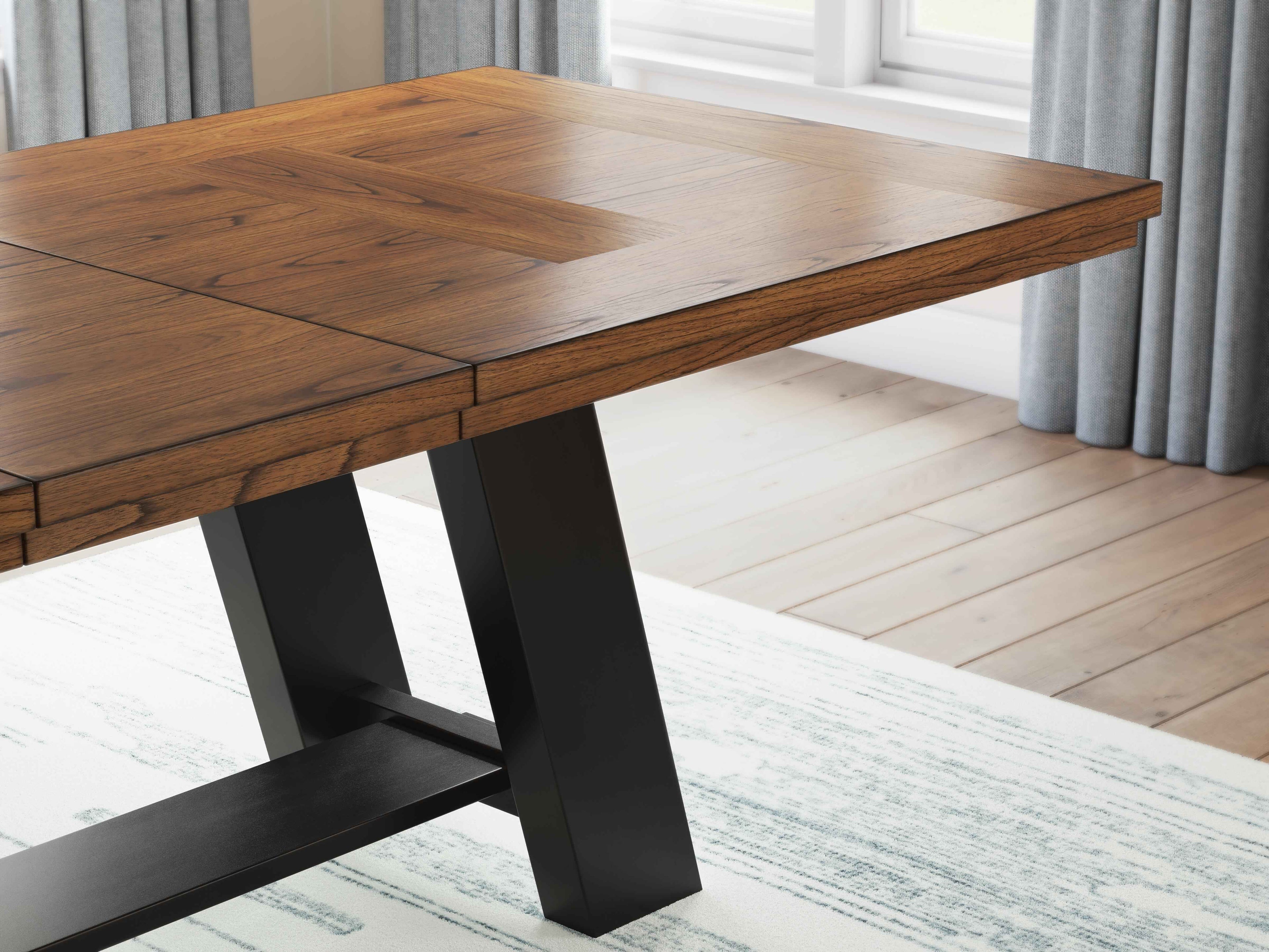 Greddinton Dining Room Set