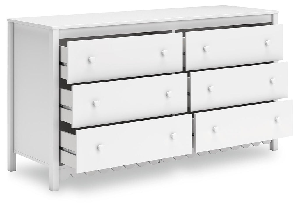 Hallityn Dresser