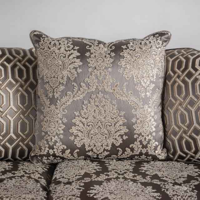 Catalonia Loveseat