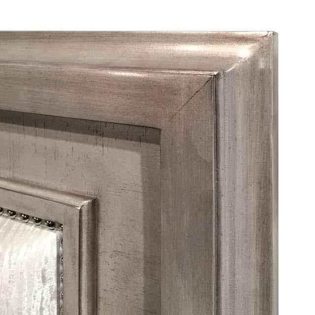 Golva E.King & Queen Bed White & Silver