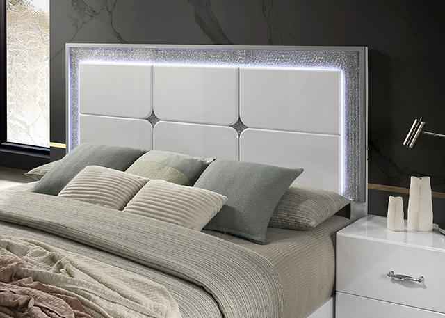 Stoholm E.King & Queen Bed
