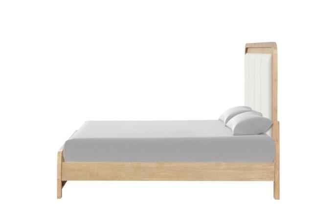 Handforth E.King & Queen Bed