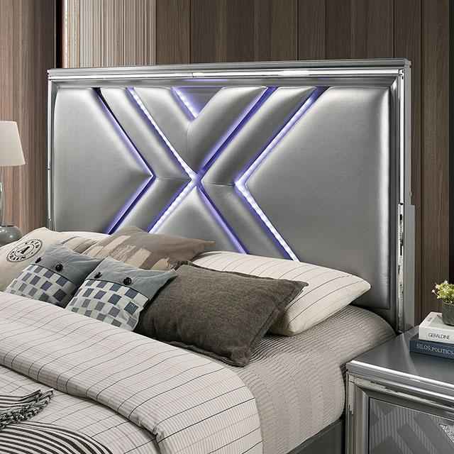 Emmeline Bed Silver & White