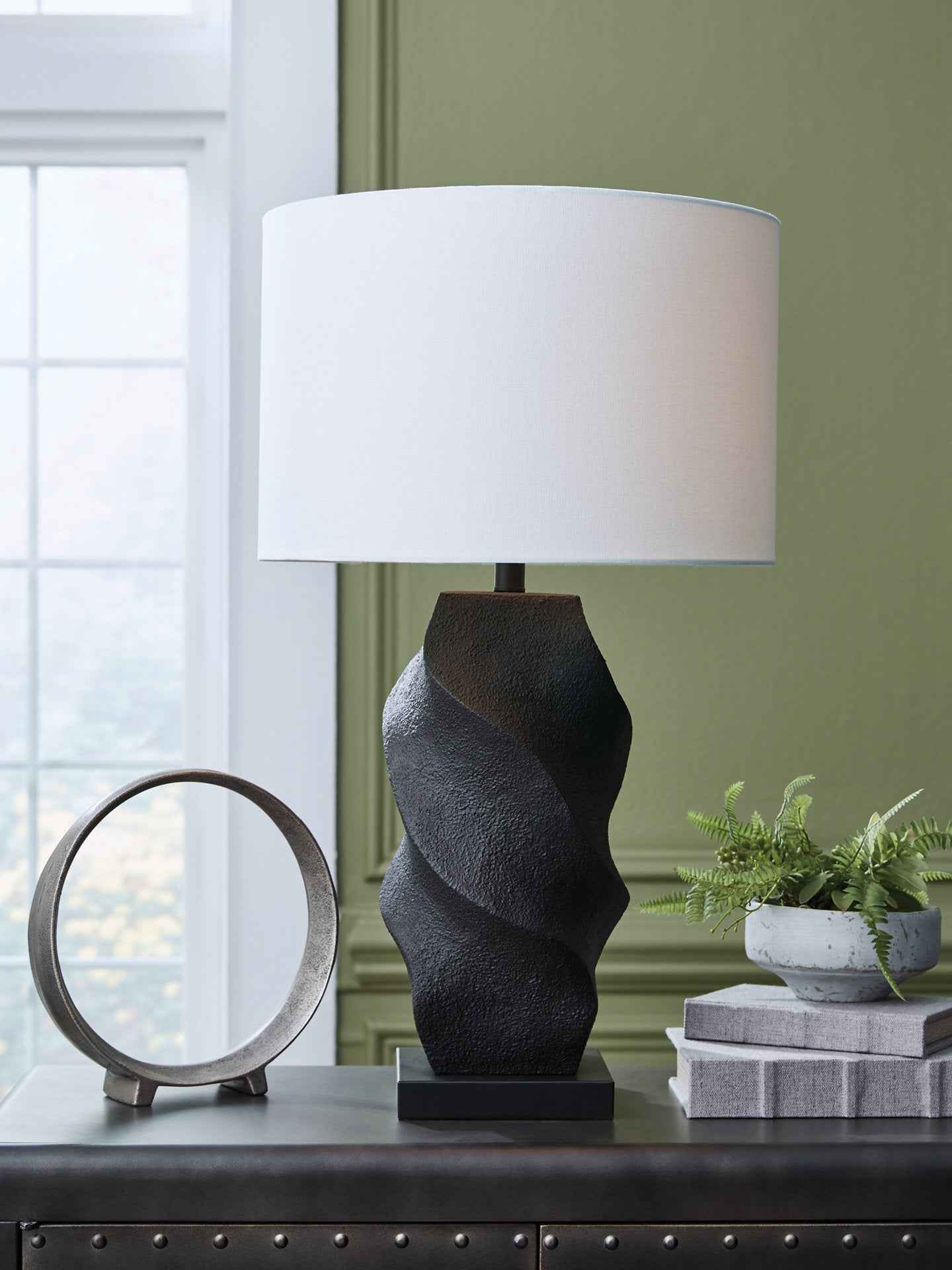 Amillion Table Lamp