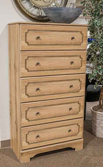 Aleaport Chest of Drawers