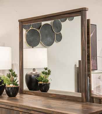 Pamytta Dresser and Mirror