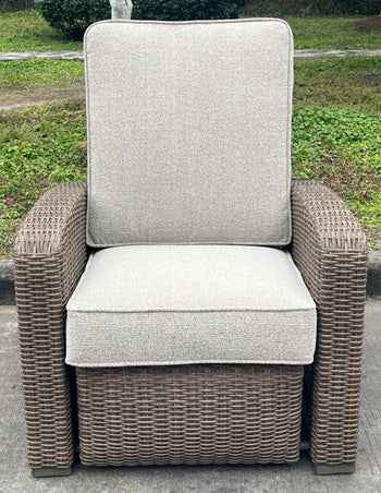 Laguna Heights Outdoor Recliner