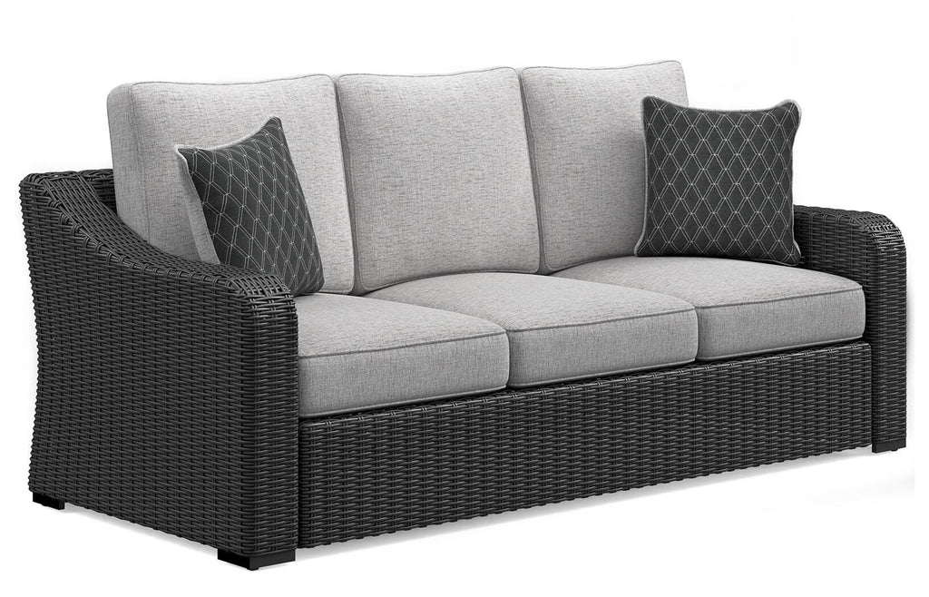 Beachcroft Outdoor Set