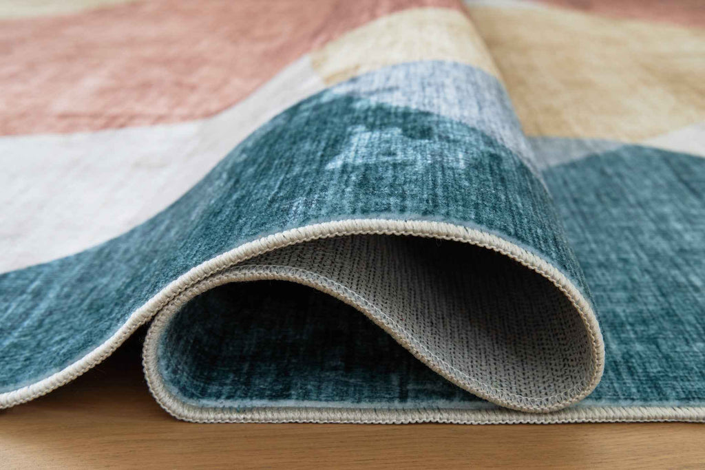 Chanleigh Washable 7'6" x 9'6" Area Rug