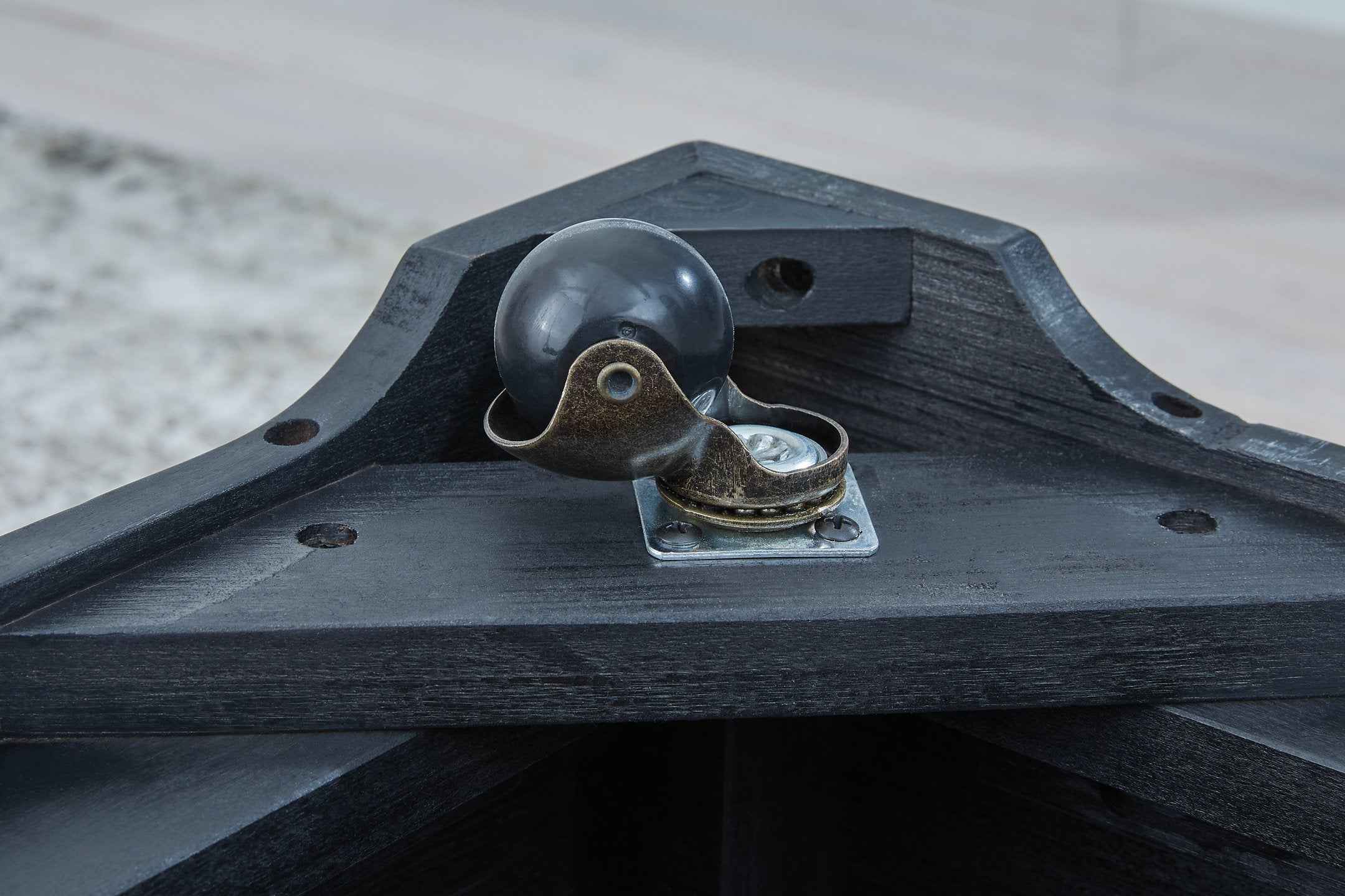 Wildenauer Lift-Top Coffee Table