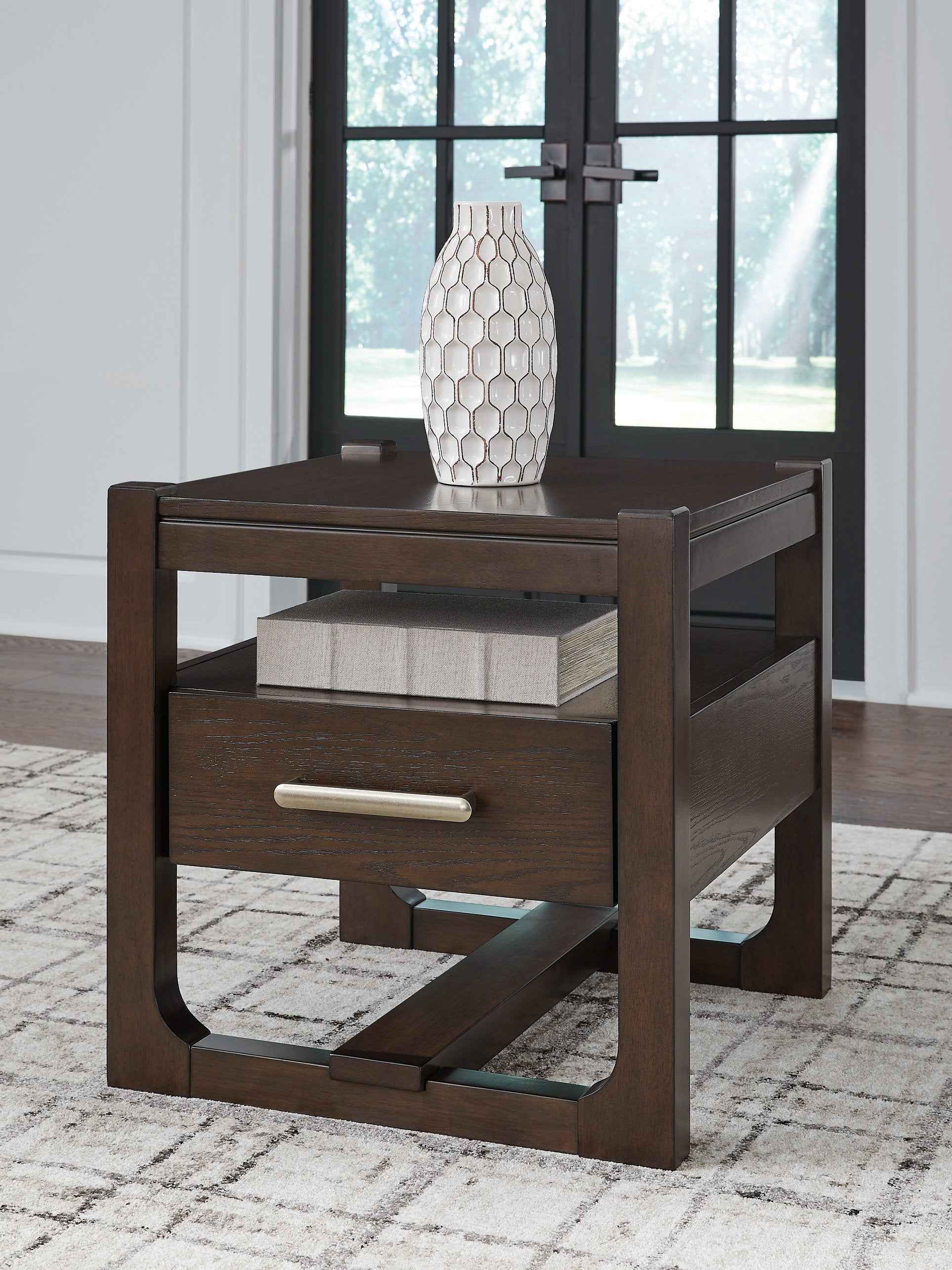 Breckington End Table