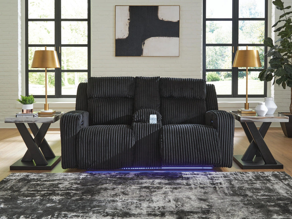 Belvarrow Loveseat