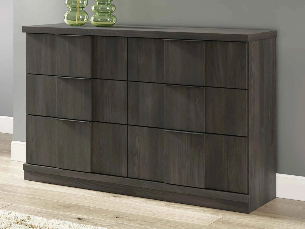 Shaehartin Dresser