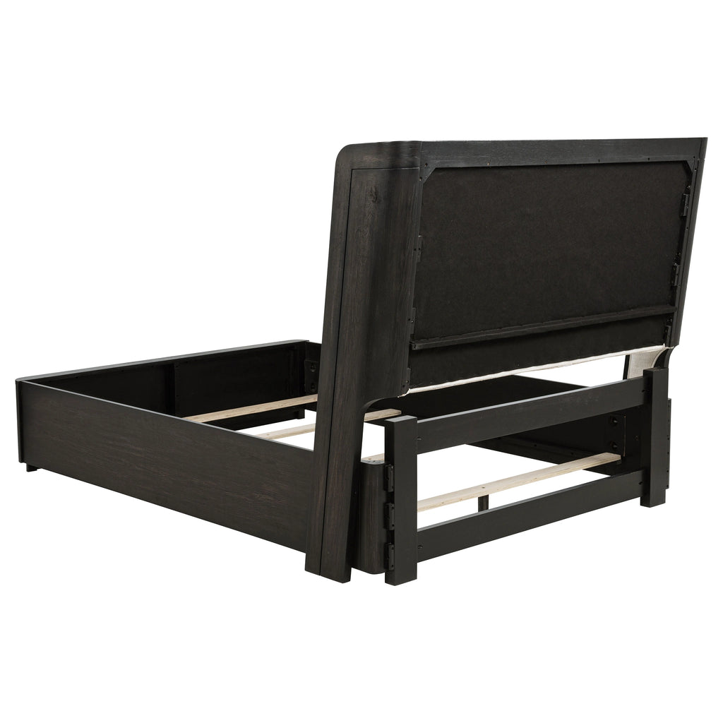 Leandro Bedroom Set