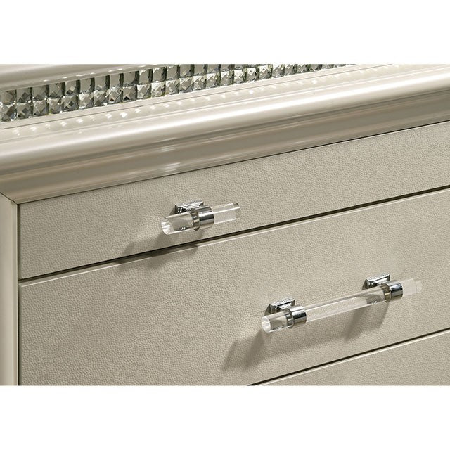 Maddie Queen Bedroom Set