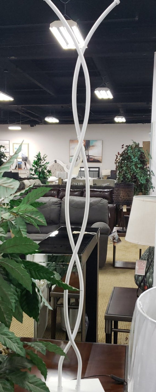 FLOOR LAMP VIP GOLDEN