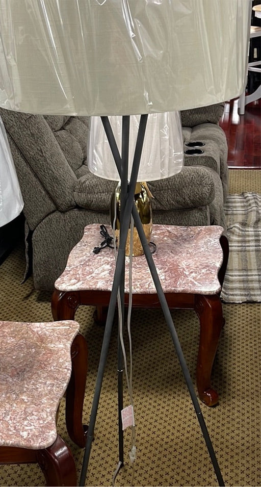 FLOOR LAMP VIP FLS